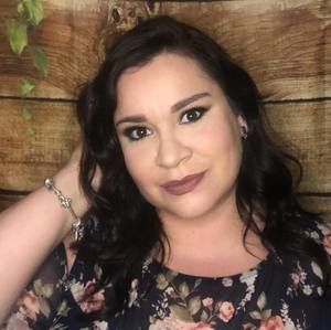 Meet your Posher, Catherine